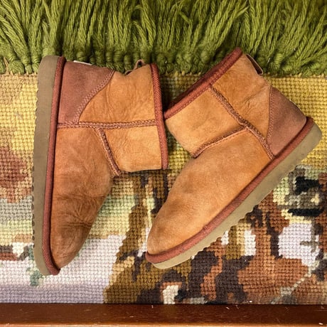 [USED] old "UGG Australia"  シープスキンブーツ PINK