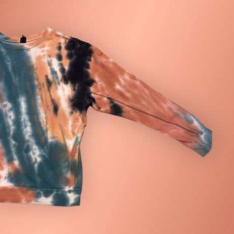 [USED] TIE-DYE SWAET