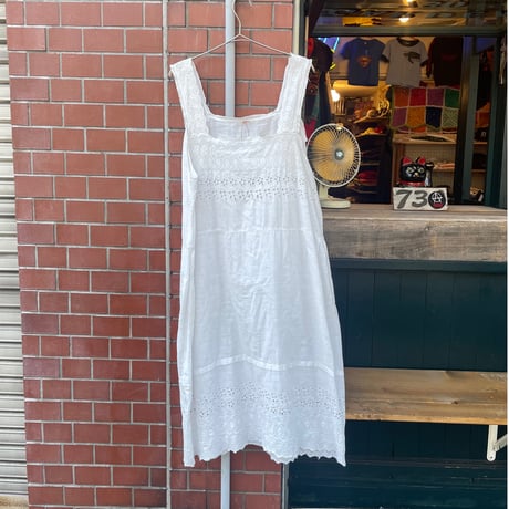 [USED] British Embroidery🇬🇧vintageO/P