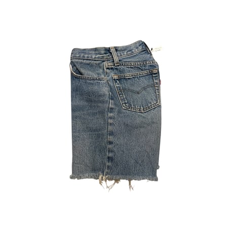 [USED] Levis 501 Cutoff Shorts