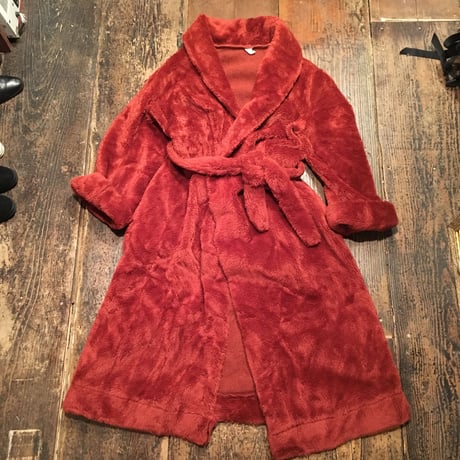 [USED]  モコモコふわふわ 赤色ガウン