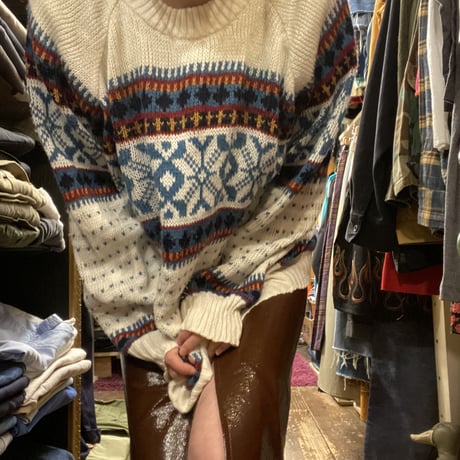 [USED]軽~いNORDIC KNIT made in ITALY