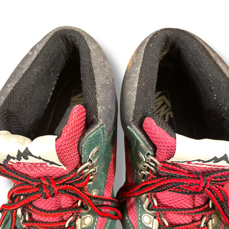 [USED] VANS MOUNTAIN EDITION (US10 1/2)