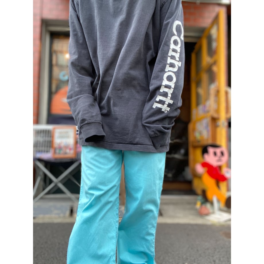 6079318d1e746b4382703380