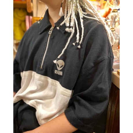 [USED] 90's BESCHWA👽 HALF ZIP sweat