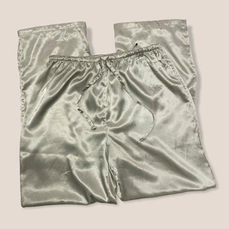 [USED] さらっさら サテンPANTS
