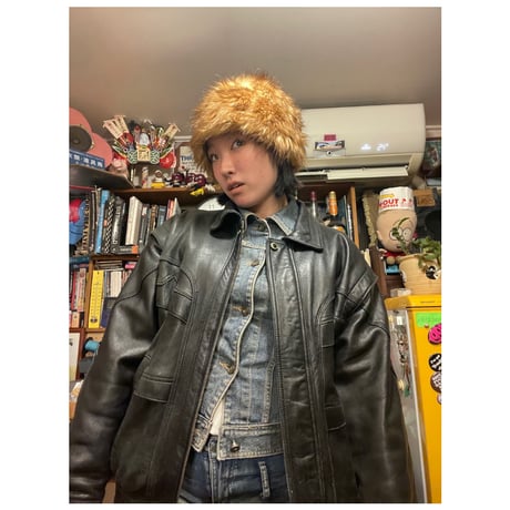 [USED] FAKE Fur HAT