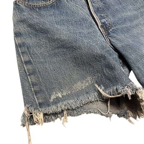 [USED] Levis 501 Cutoff Shorts