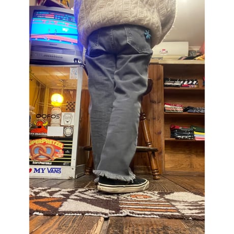 [USED] Levis 501 Black  cutoff
