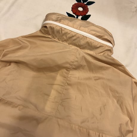 [USED] ”アメアパ ”SKIN COLOR ナイロンパーカー