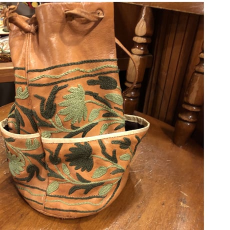 [USED] レザー巾着BAG