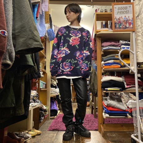 [USED] "PAUL HARRIS" FLOWER KNIT🌸