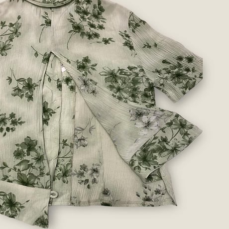 [USED] 花柄 後ろ開き♡ レーヨンシャツ