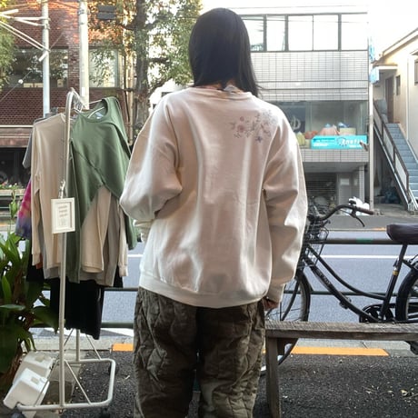 [USED] 手描き フラワー ペイント SWEAT