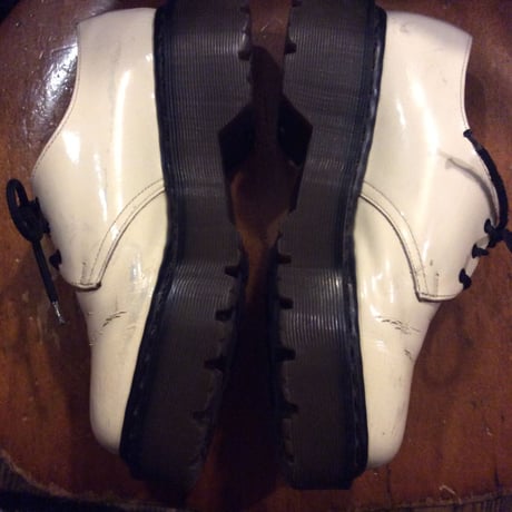 [USED] Dr.Martens  厚底 エナメル 3HOLE  made in England!