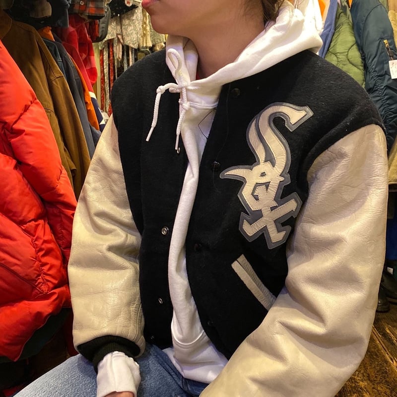 美品　soxスタジャン Sox スタジャン