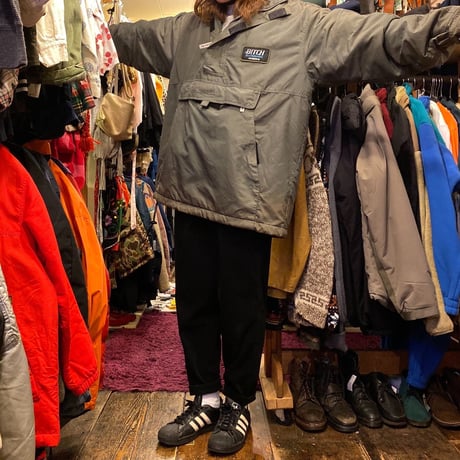 [USED]  "bitch skate boards"プルオーバーJKT