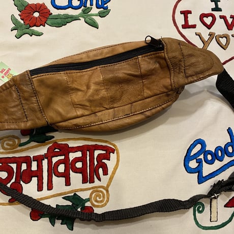 [USED] レザーのウエストPOUCH