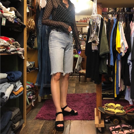 [USED] Levis 26505 CUTOFF SHORTS