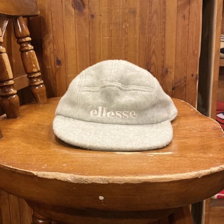 [USED] VINTAGE "ellesse" ふわふわCAP♡