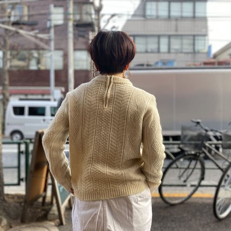 [USED]  コンパクトsize ケーブル ニット