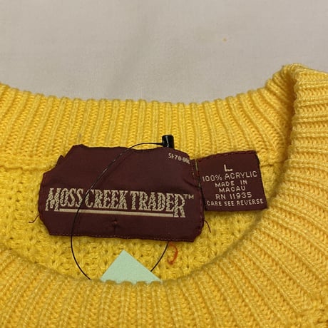 [USED] YELLOW ACRYL KNIT💛