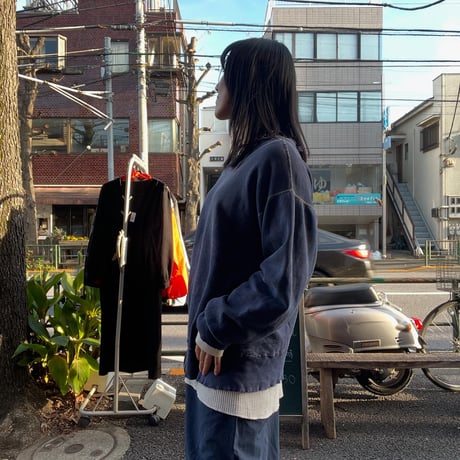[USED] VINTAGE HARD DAMAGE  SWEAT