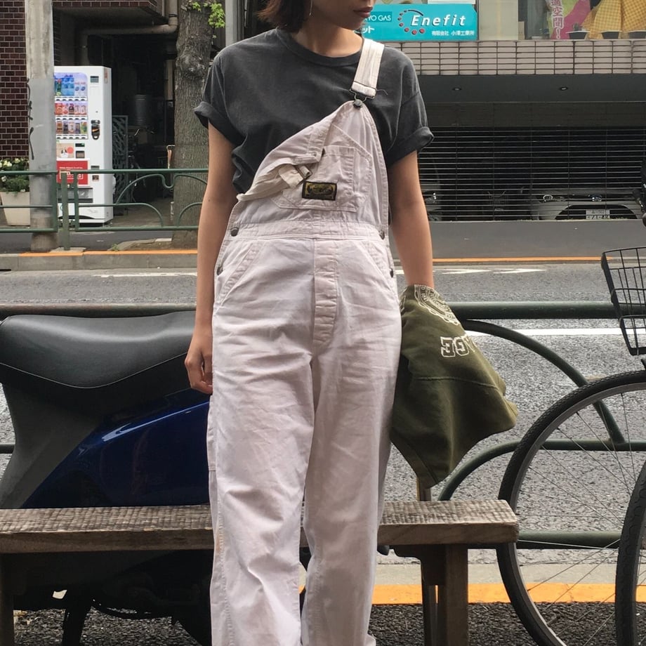 5cc1a4df686ee225a007a704