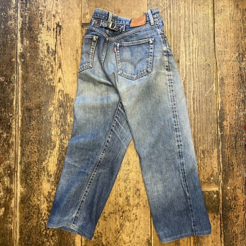 97年製 LEVI'S 702XX シンチバック 1930 日本製 濃厚 W31 希少】日本製 LEVI'S 702-XX W31 復刻 シンチバック 赤耳 - メルカリ