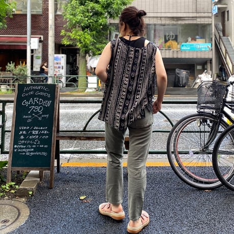 [USED] エキゾチック柄 ゾウさん ノースリーブTOPS