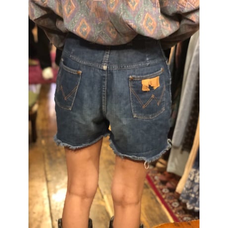 [USED] wrangler♡ CUTOFF Denim Shorts