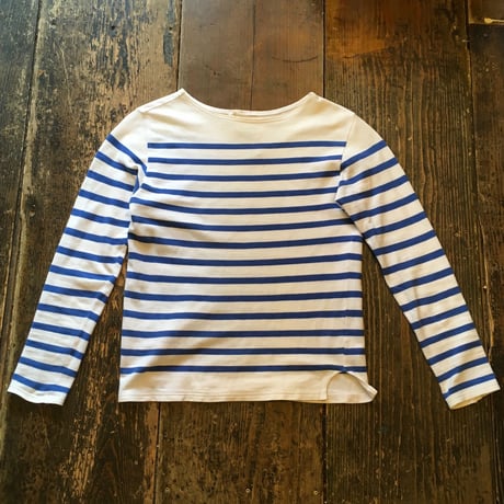 [USED] Simple BORDER TOPS