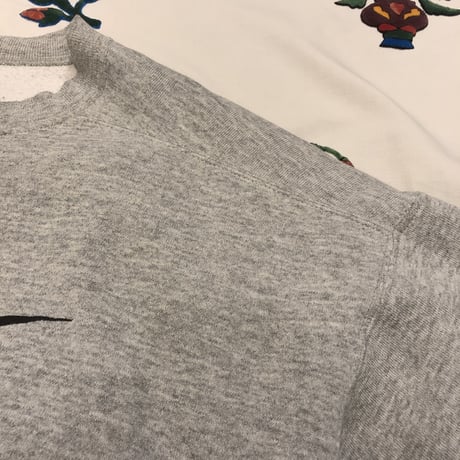[USED] NIKEワンポイント刺繍SWEAT