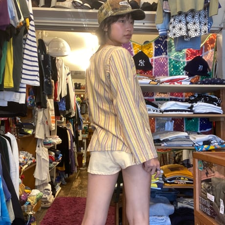 [USED] INDIA🌈rainbow shirts