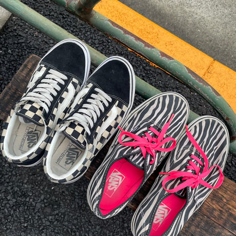 [USED] 🦓🩷 VANS AUTHENTIC