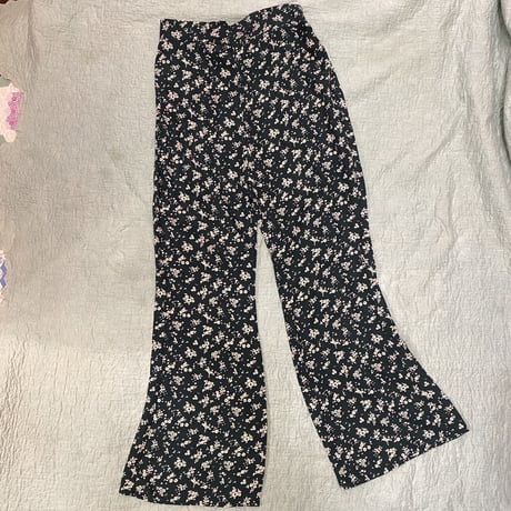 [USED] 小花柄フレアPANTS🌼