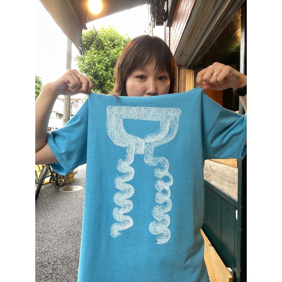 6a40bc1ca75109a8d9db5a17