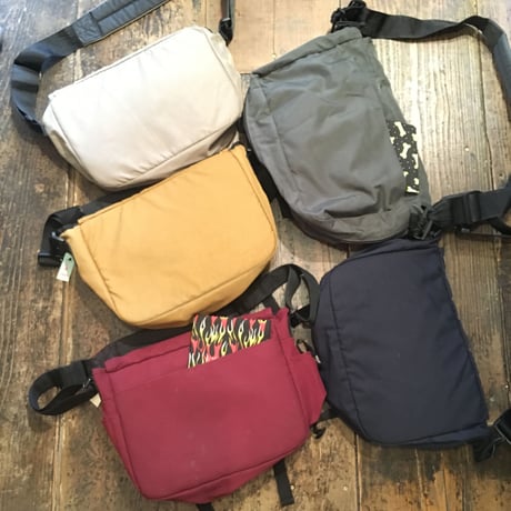 [USED] EASTPACK  ショルダーBAG