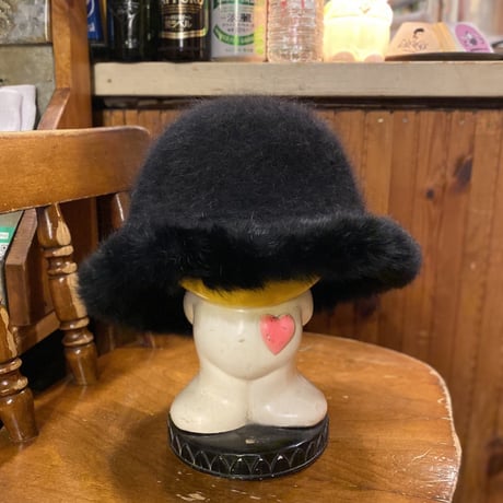 [USED] BLACK FUR HAT♡ 