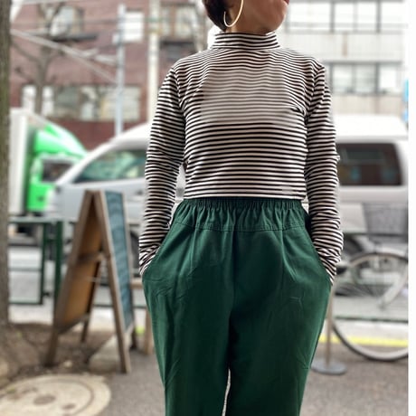 [USED] おしゃれな形！イージーパンツ ⭐︎
