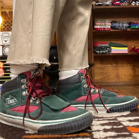 [USED] VANS MOUNTAIN EDITION (US10 1/2)