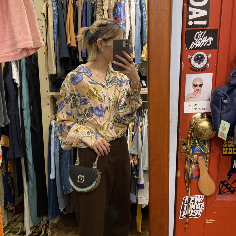 60c1e89859fc7955f430de9d