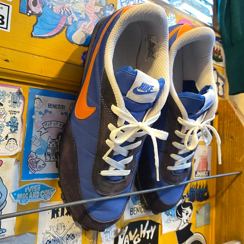 USED] 2011 NIKE 