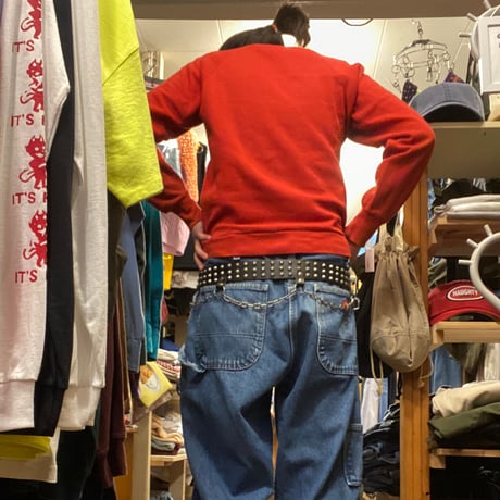 [USED] youth size  VINTAGE SWEAT