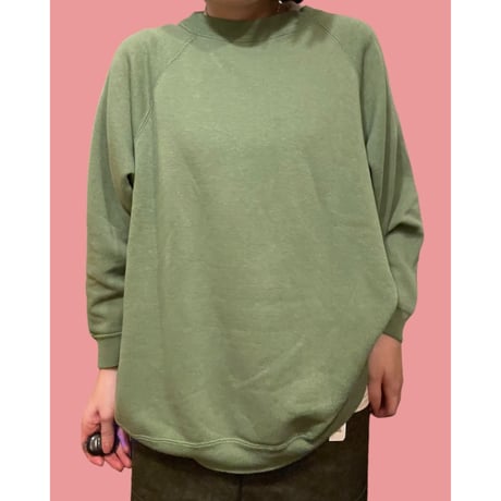 [USED] かわいいみどり色🥑てろてろラグランSWEAT
