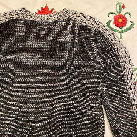 [USED] かわいい"クモ" KNIT♡