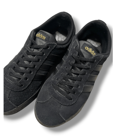 [USED] adidas BLK/BLK SUEDE