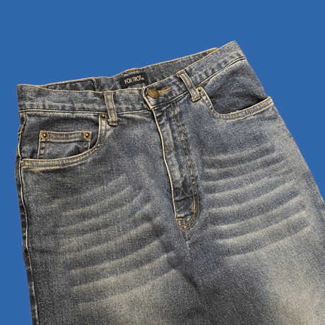 [USED] ストレッチデニムのフレアパンツ🪅