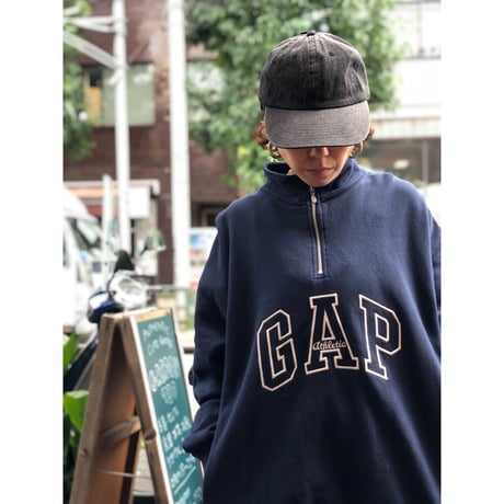 [USED] GAP ハイネックプルオーバー SWEAT