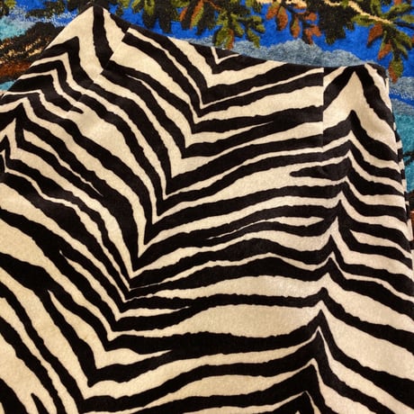 [USED] ZEBRA ミディスカート🦓🖤